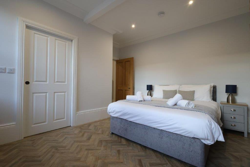 Red Lion Apartments Spalding Exterior foto